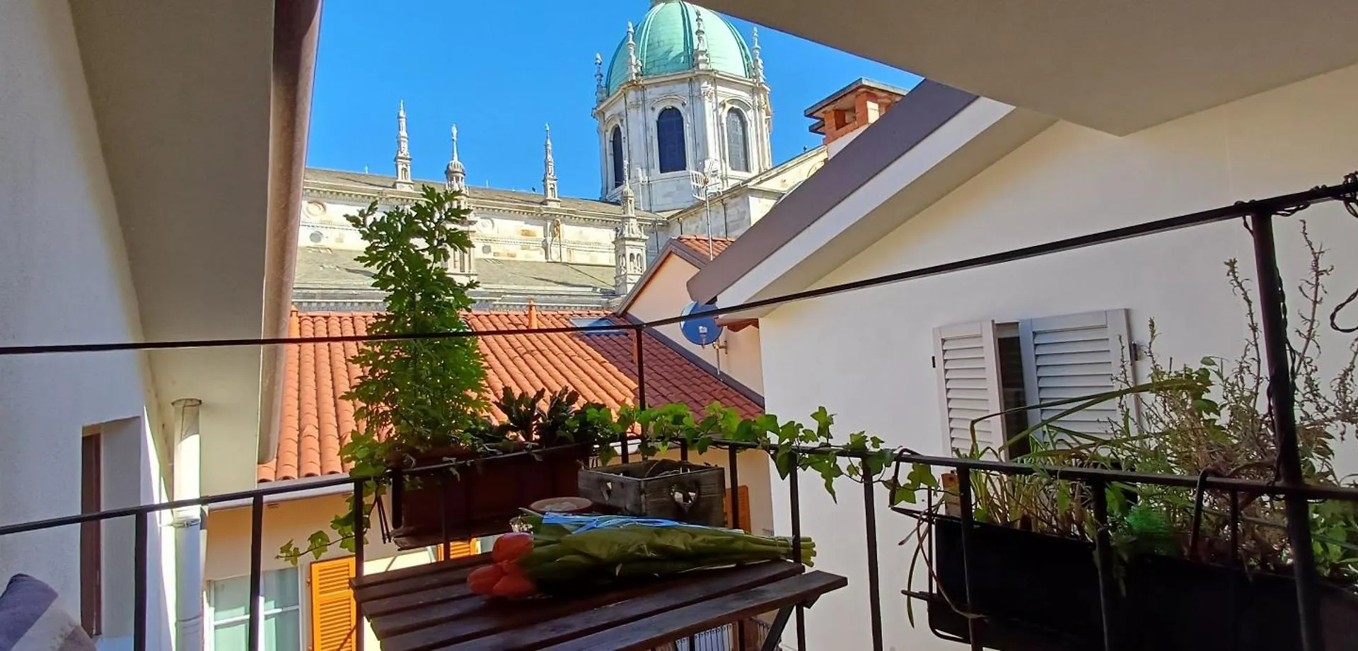 La Casa Di Veronique Como 0*,  Italy