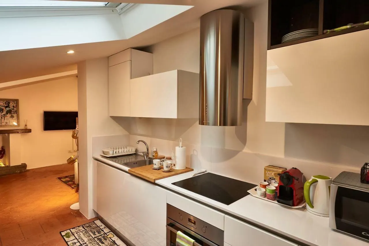 Apartament La Casa Di Veronique Como